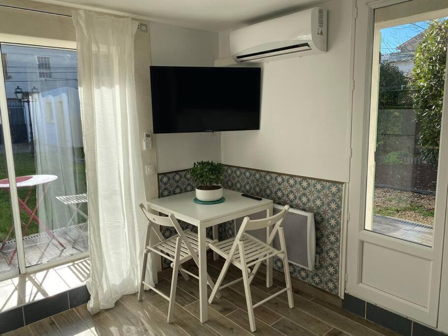 Charmant Studio Avec Jardin Aviñón Exterior foto
